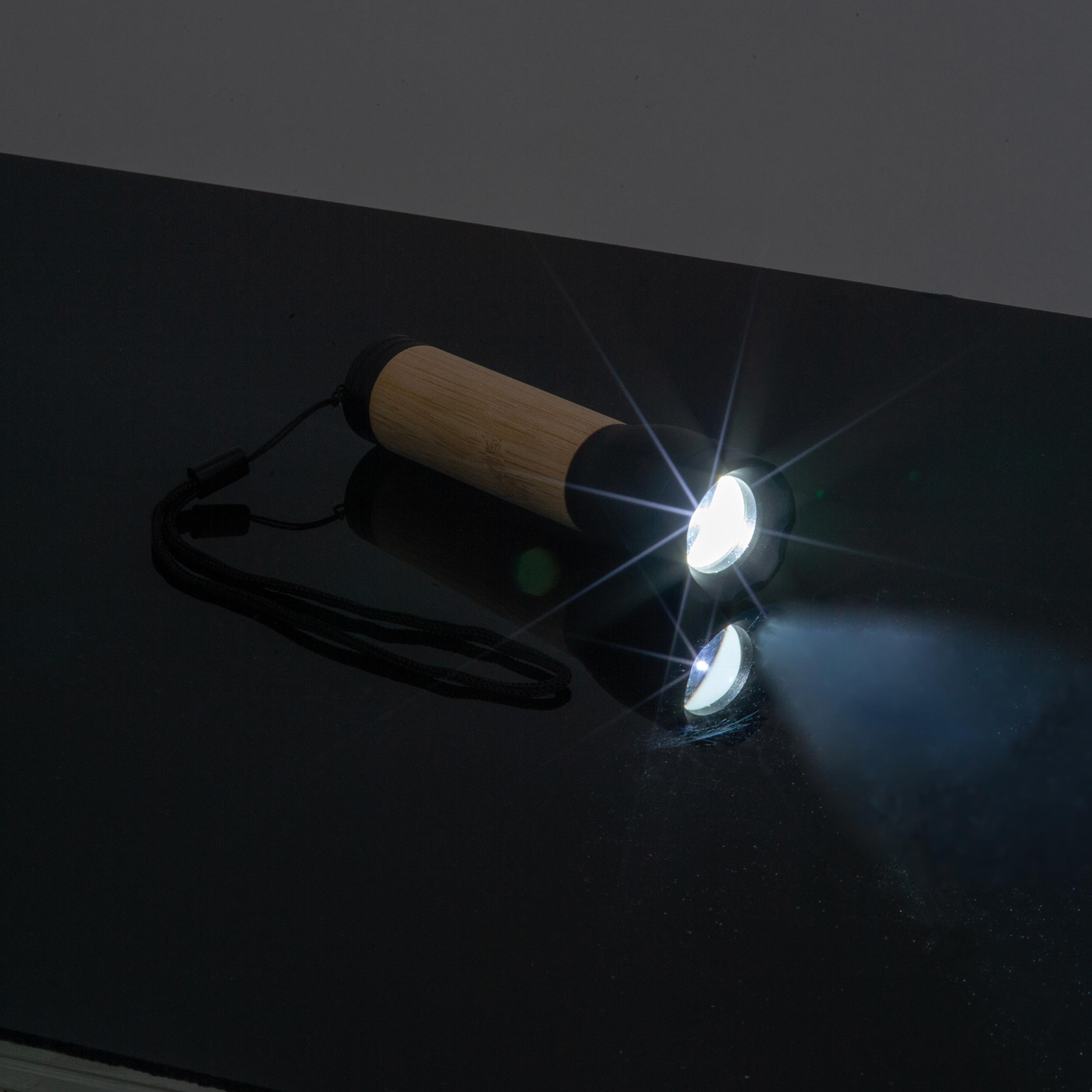 Bambus Taschenlampe mit Akku TRAVIS
