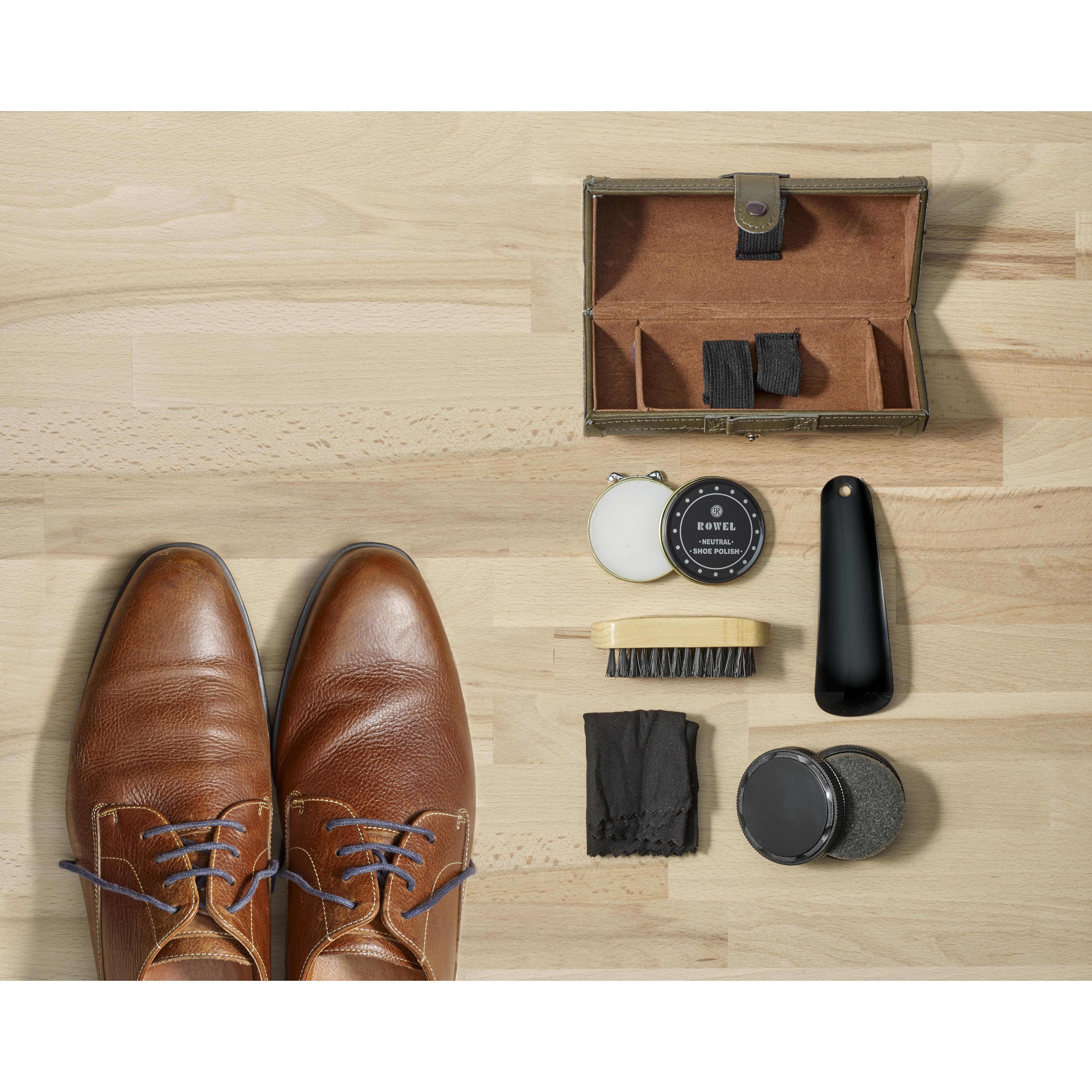 Schuhputzset in Kunstleder-Rolle Mario