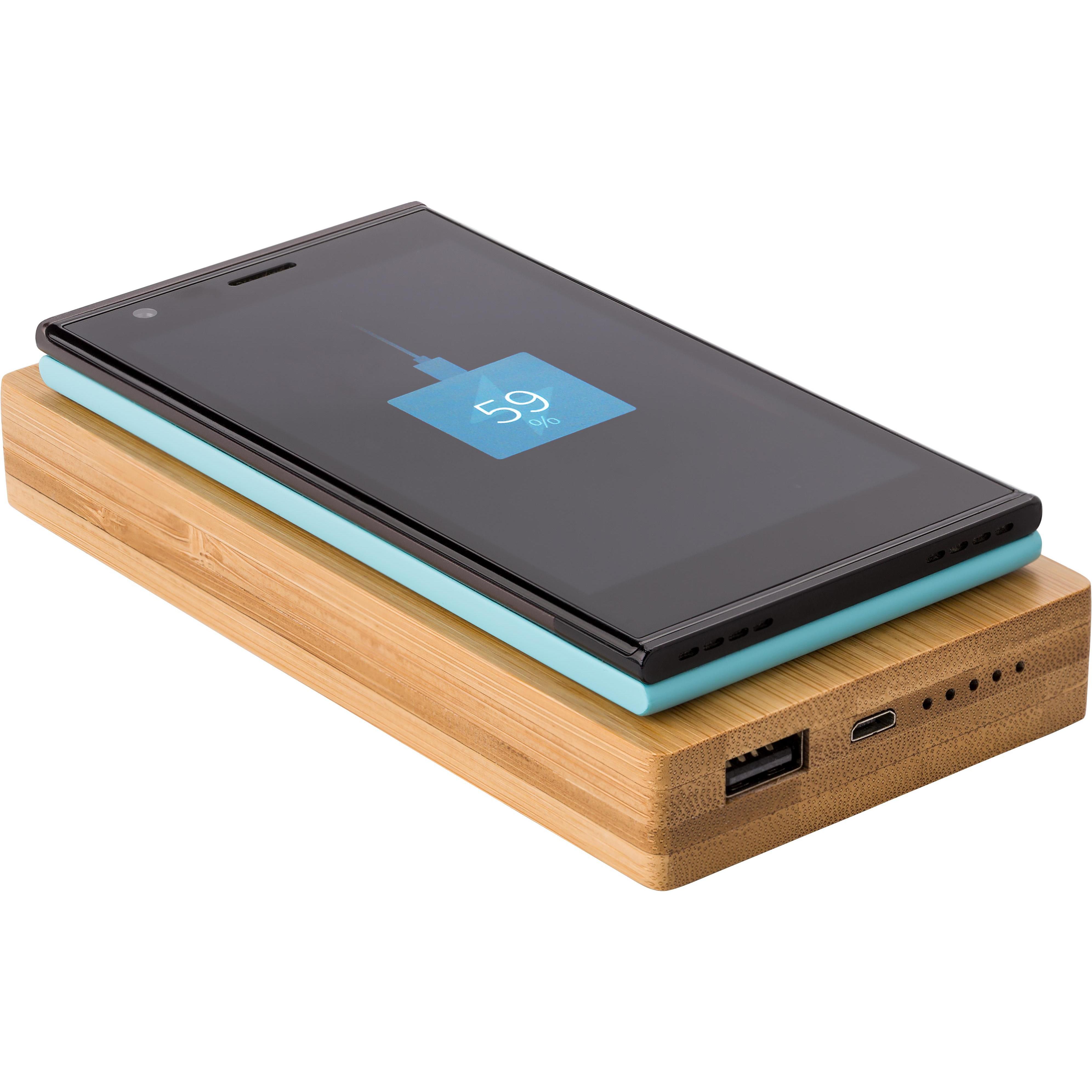 Powerbank aus Bambus Walter