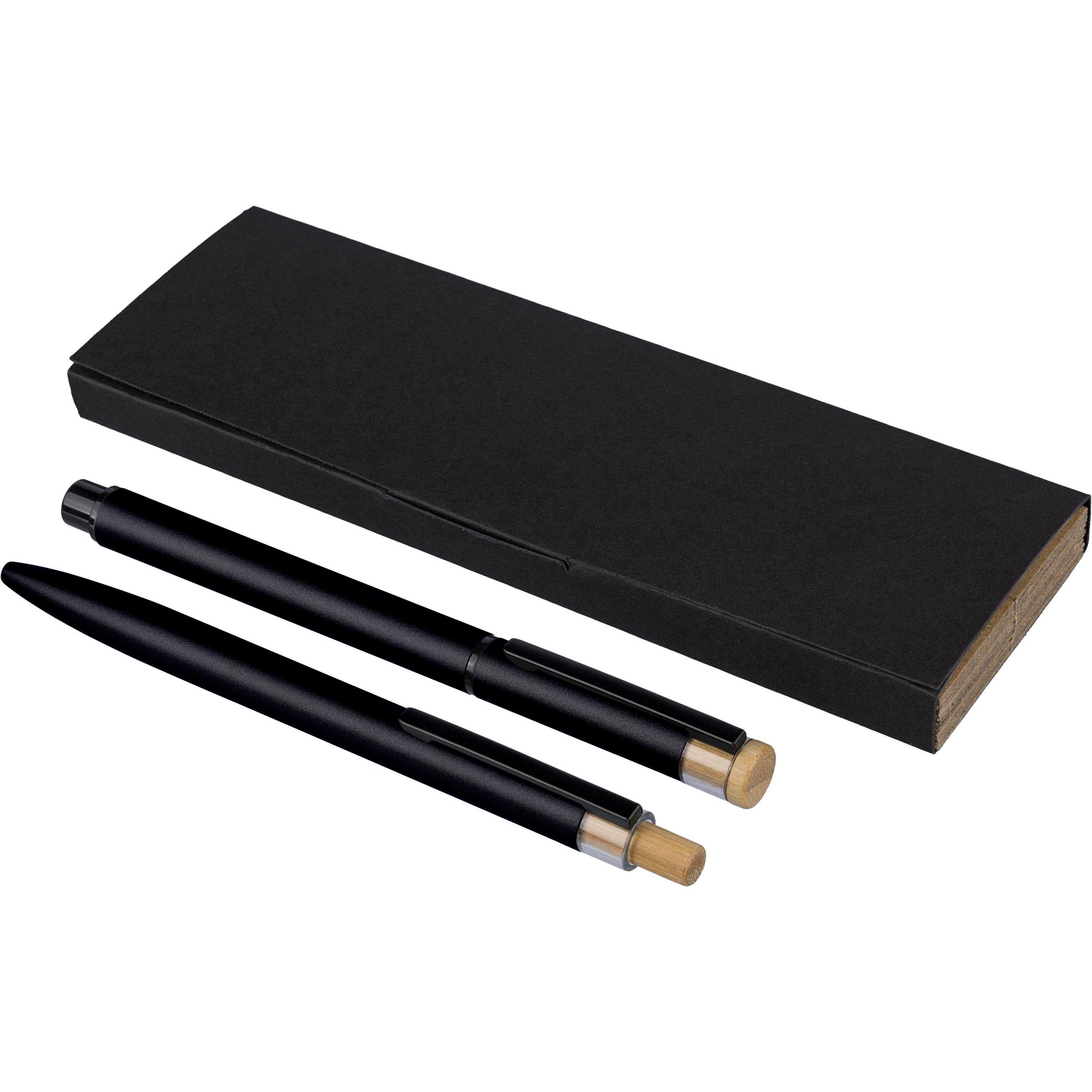 Schwarz