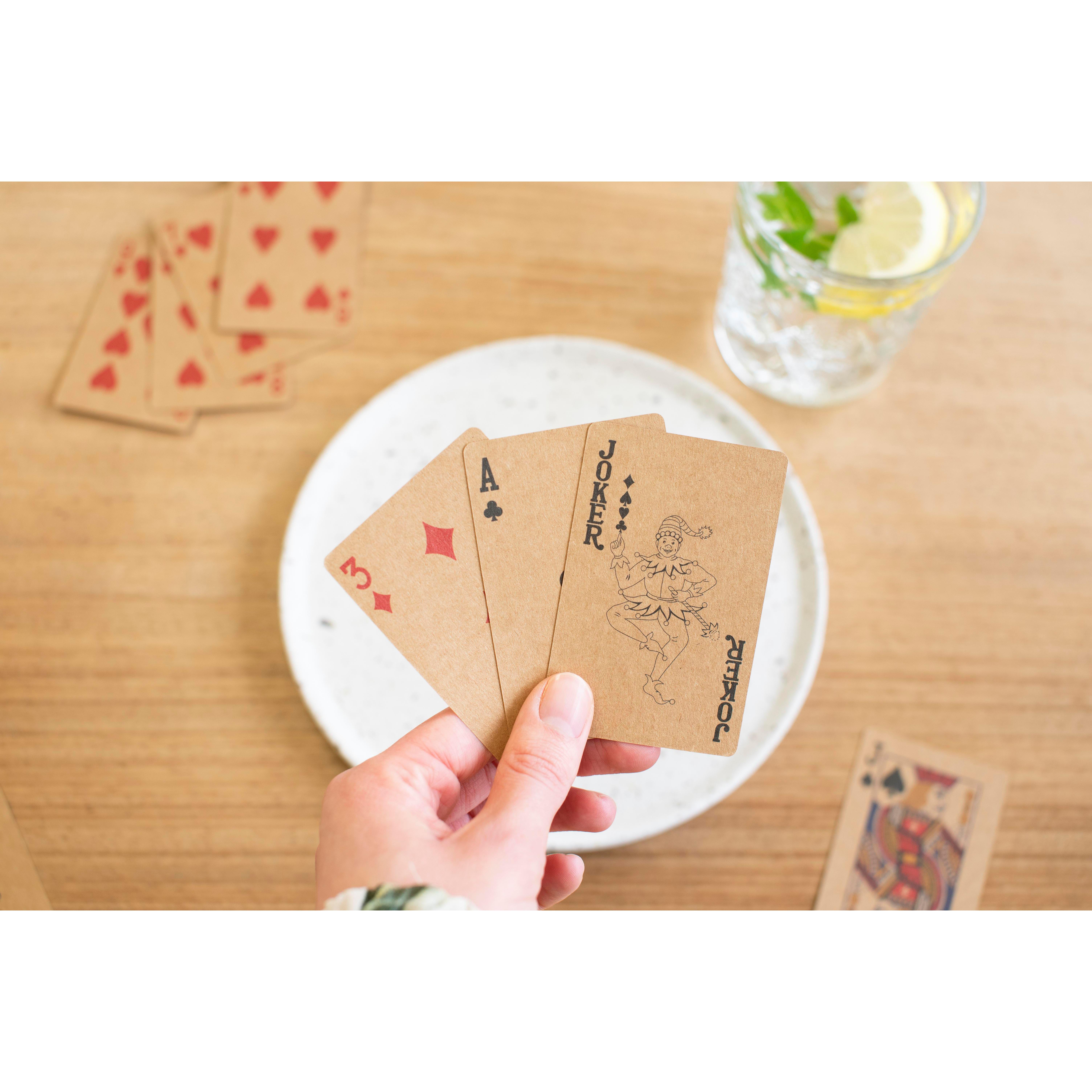 Kartenspiele aus recyceltem Papier Arwen