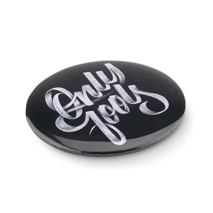 Badge mit Make-up Spiegel