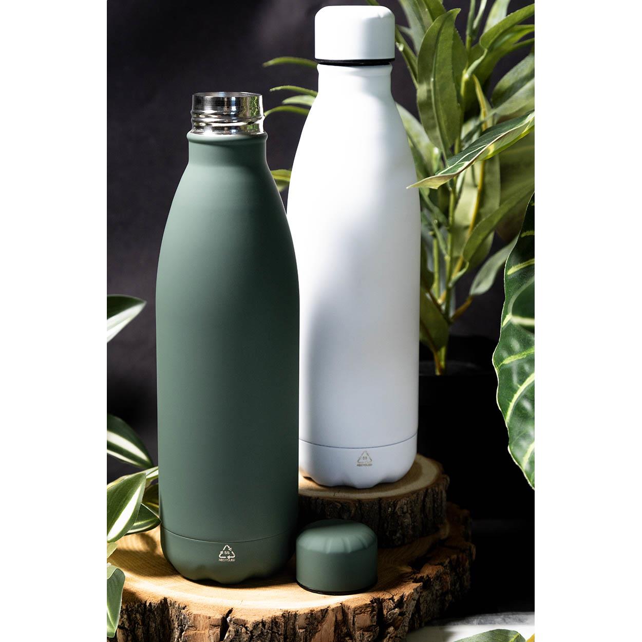 Flasche aus recyceltem Edelstahl