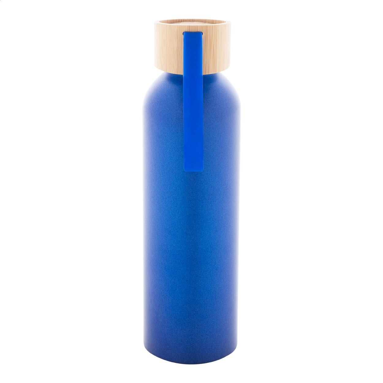 Flasche aus recyceltem Aluminium