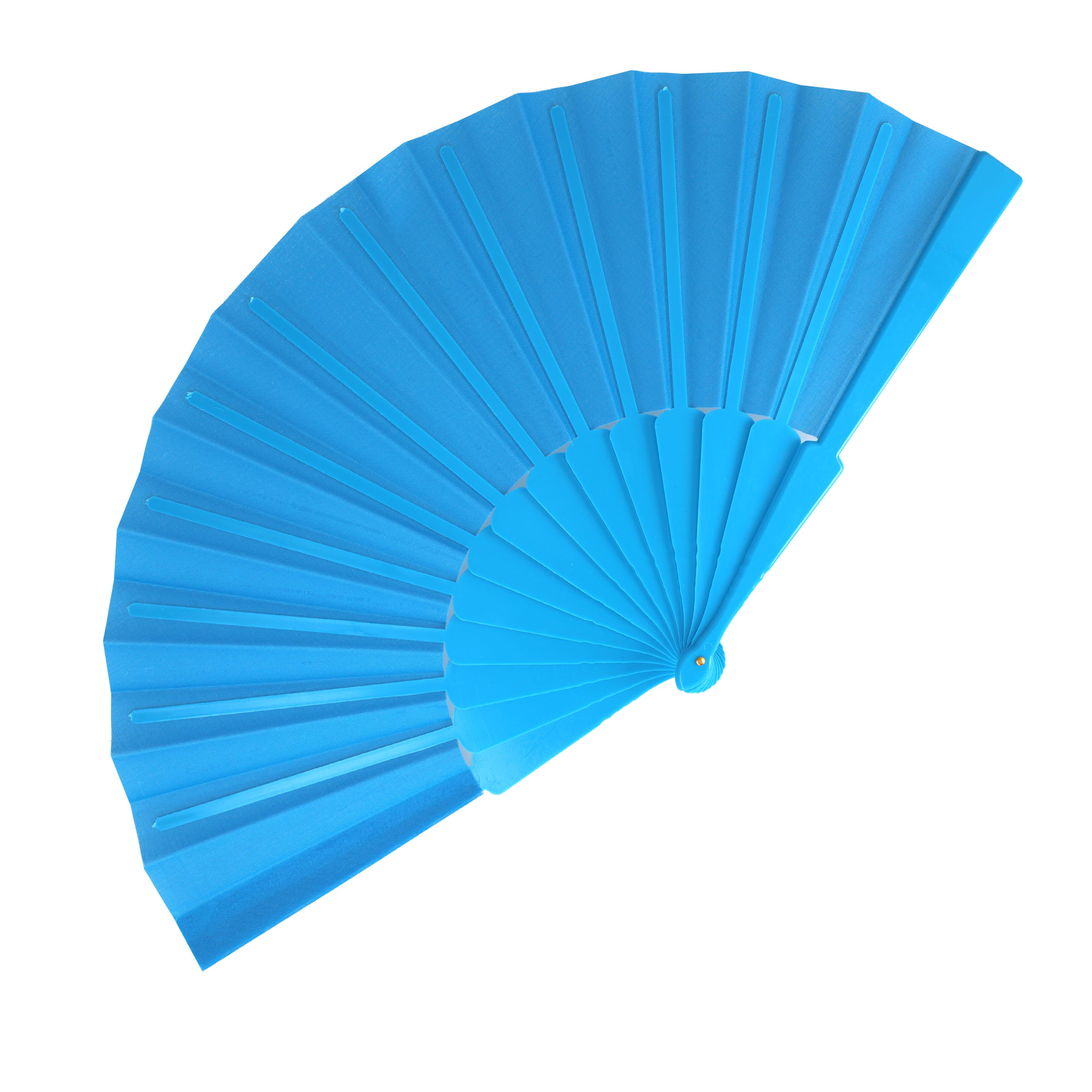Hellblau
