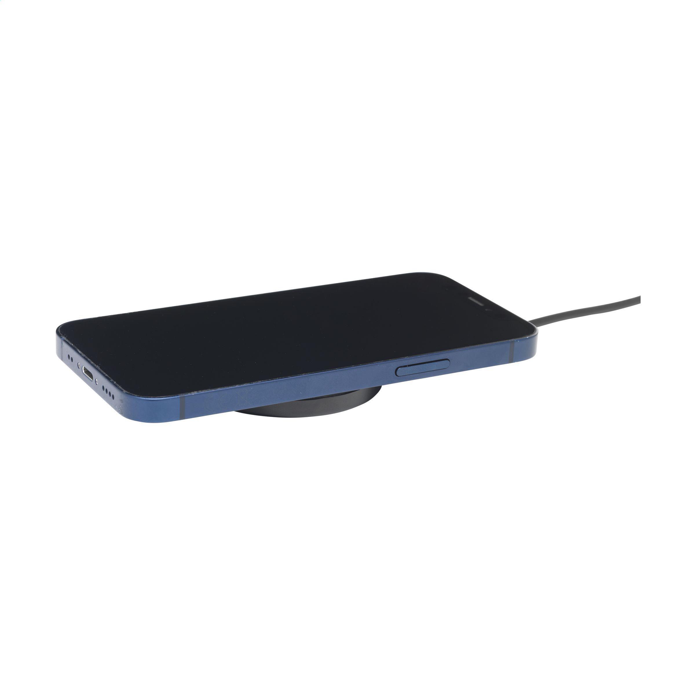 Force MagSafe 10W RCS Recycled Wireless Charger
