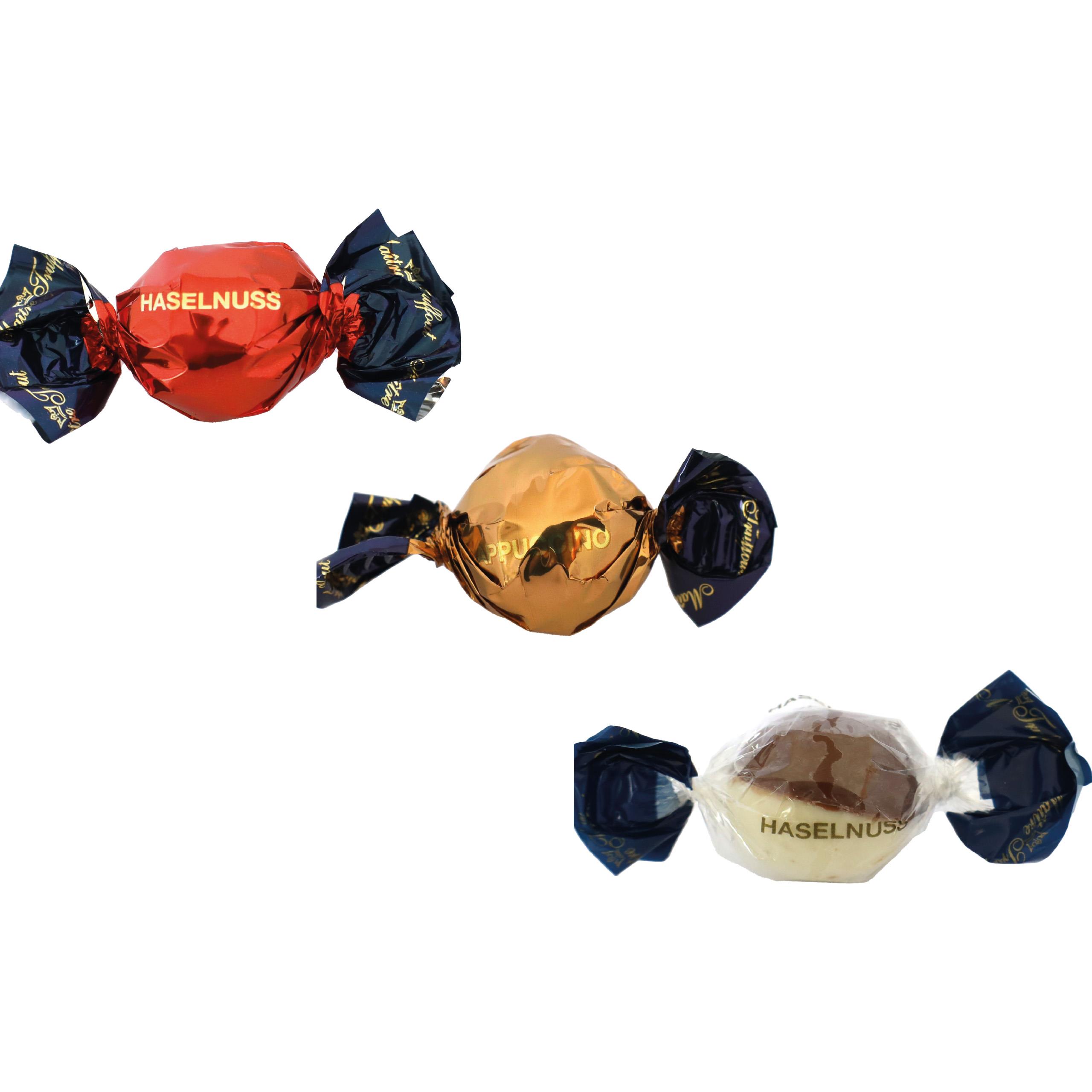 Weihnachtspralinés in Motivkartonage ´Tannenbaum´,   8 Stück, Inhalt: Pralinen Milchschokolade mit Cappuccinocremefüllung