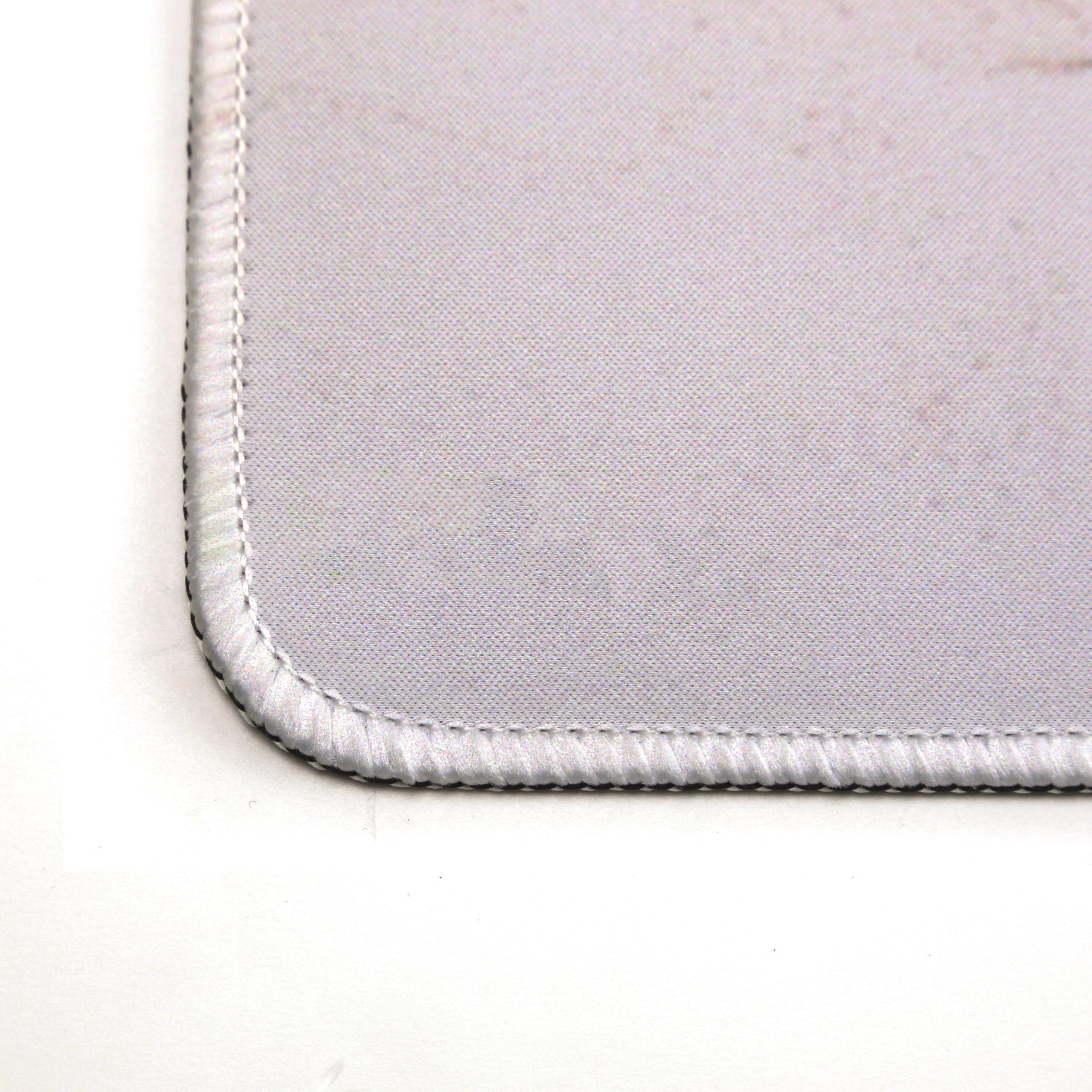 TEXTIL Gaming -pad 600 x 400 x 2,5 mm Rand weiss vernäht